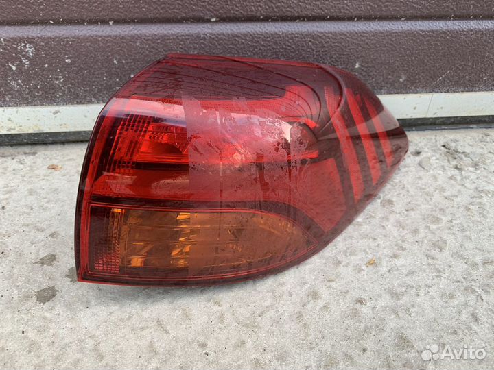 Hyundai Tucson 3 18 - Фонарь задний правый