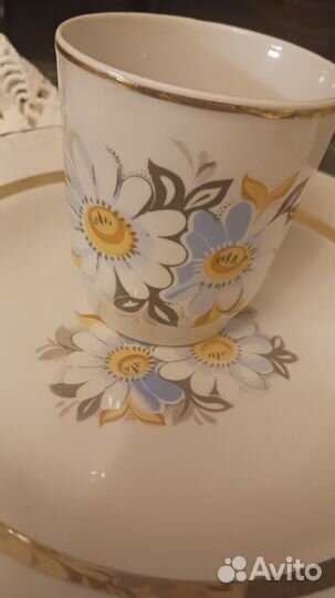 Набор красный форфорист 3 предмета фарфор СССР