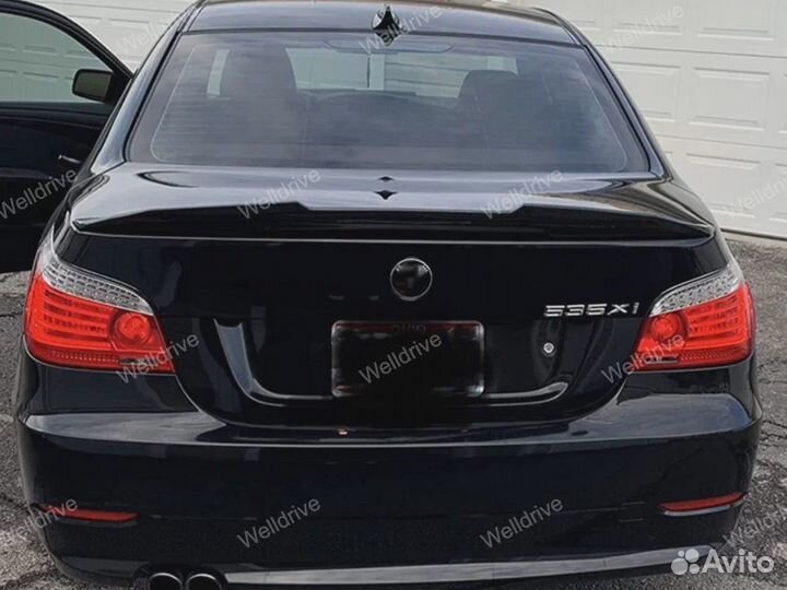 Спойлер BMW 5 E60 стиль М4 черный