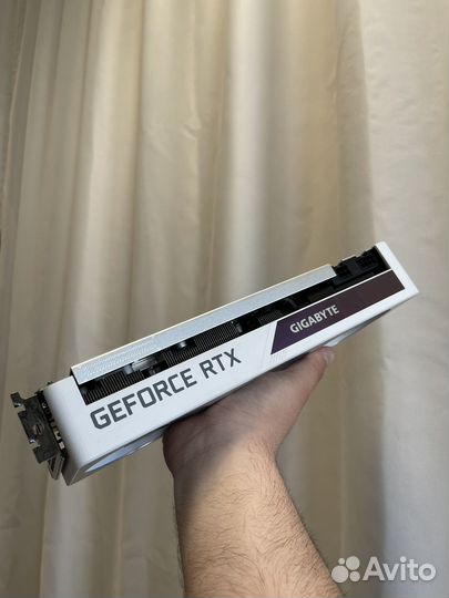 Gigabyte Vision RTX 3070 8Gb Белая видеокарта