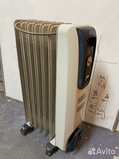 Масляный обогреватель радиатор Delonghi