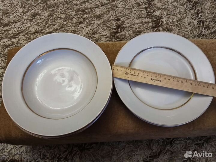 Тарелки 23,5 см Дулево