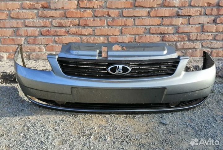 Передний бампер priora