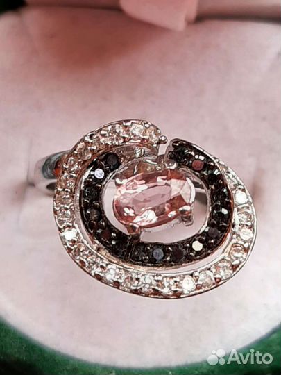 Серебряное кольцо с королевской шпинелью