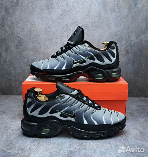 Кроссовки мужские nike air max tn plus