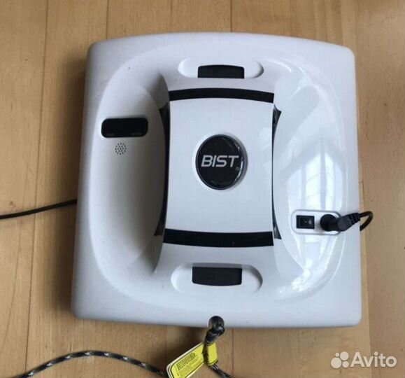 Робот мойщик окон Bist
