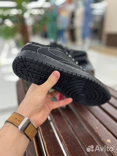 Кроссовки Nike SB Dunk Low