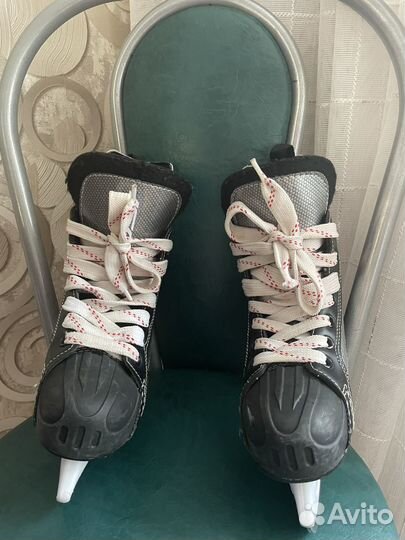 Коньки хоккейные