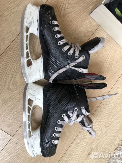 Хоккейные коньки bauer детские