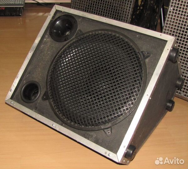 Колонка FA 550-1100W Монитор D15