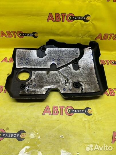 Крышка двигателя Лада Калина ваз 11194 2010