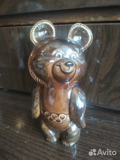 Олимпийский мишка фигурка