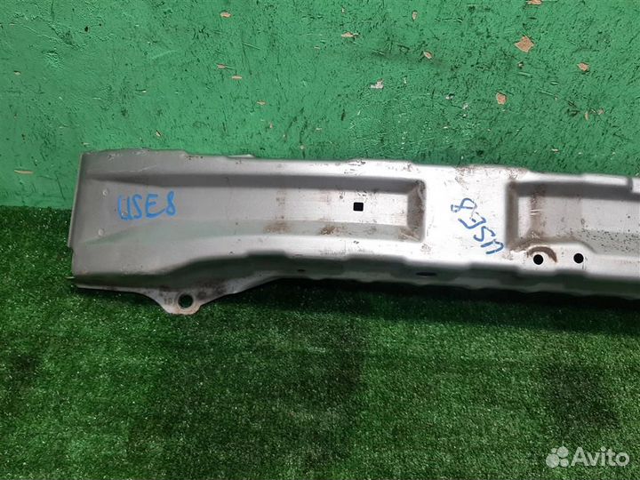 Усилитель бампера переднего Mitsubishi Grandis 20