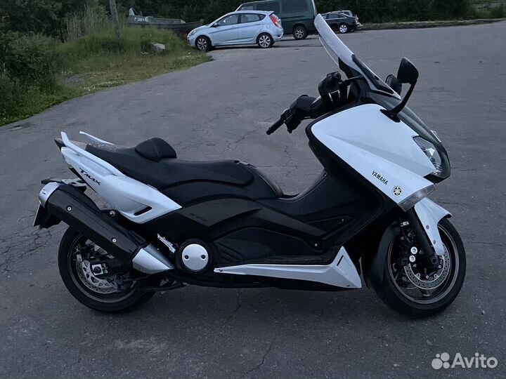 Yamaha tmax 530