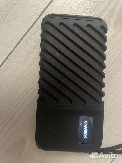 Устройство резервного копирования Gnarbox 2.0