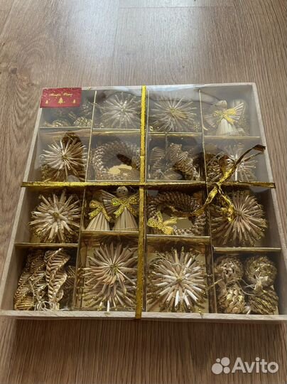 Елочные игрушки