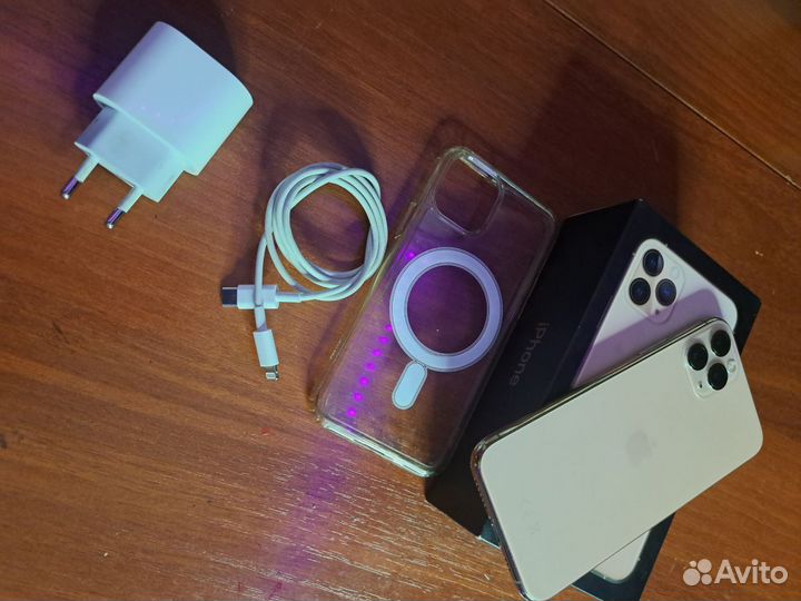 iPhone 11 Pro, 64 ГБ