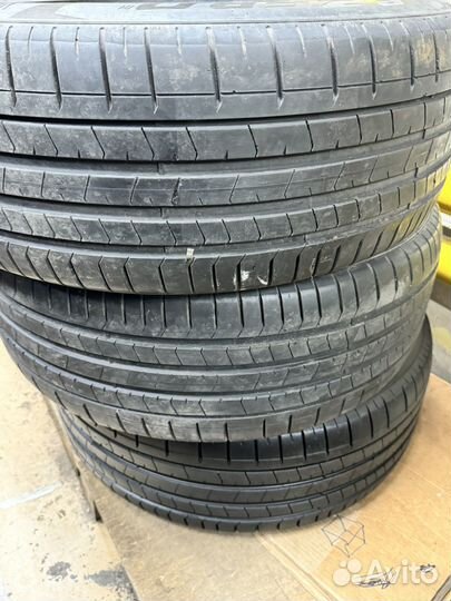 Pirelli P Zero PZ4 275/50 R20 113W