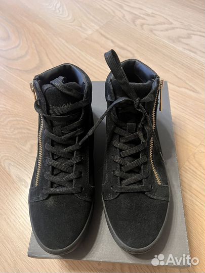 Продам ботинки Tommy Hilfiger