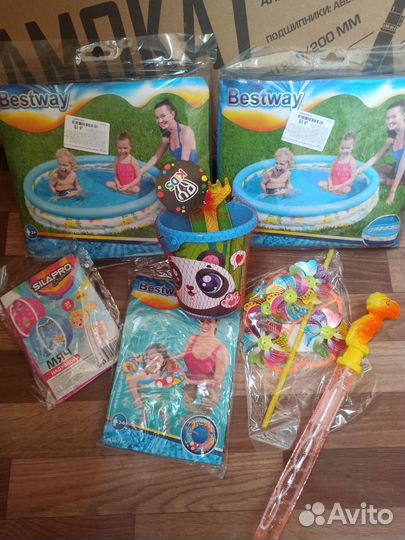 Детский надувной бассейн