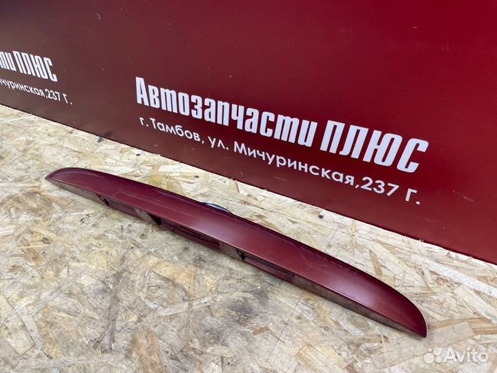 Накладка крышки багажника Renault Scenic