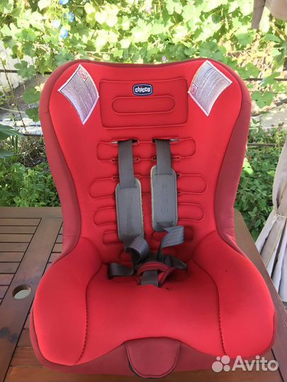 Автокресло чикко