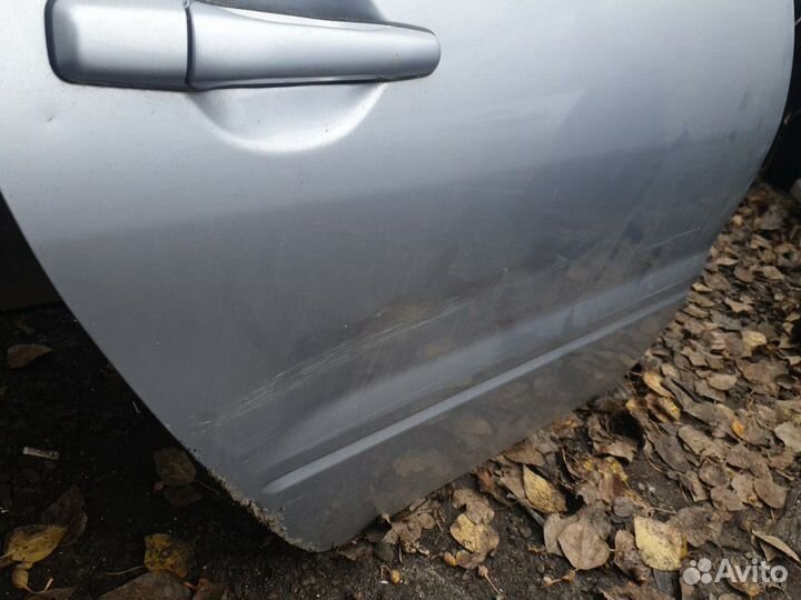 Задний правый дверь в сборе митсубиси лансер 9