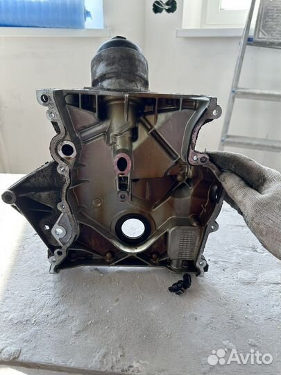 Передняя крышка двигателя грм m274