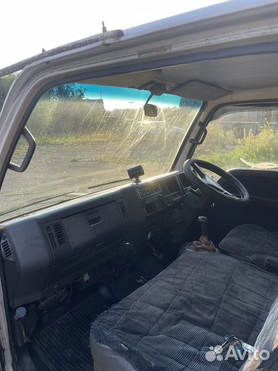 Mazda Тitаn цельнометаллический, 1989