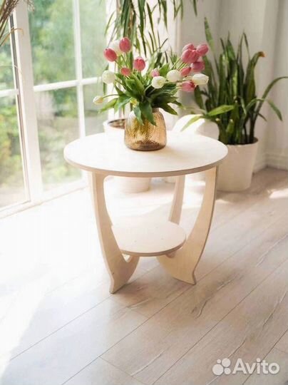 Деревянный стол уличный