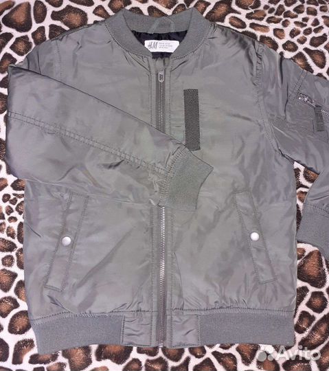 Куртка бомбер