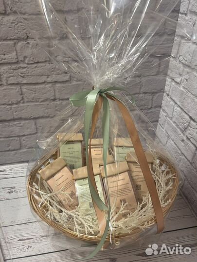 Чайная корзина, подарочная корзина