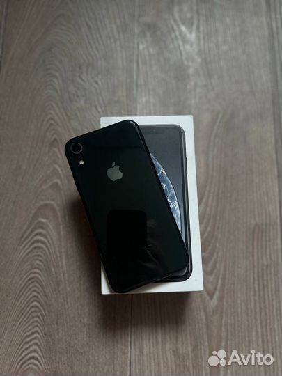 iPhone Xr, 64 ГБ