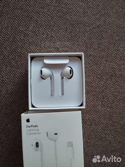 Apple EarPods lightning