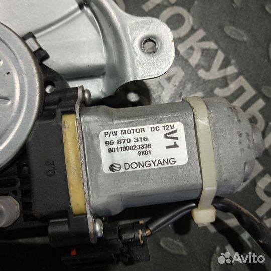 Передний левый стеклоподъёмник Chevrolet Aveo T255