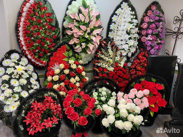 Ритуальные венки, корзины, ленты