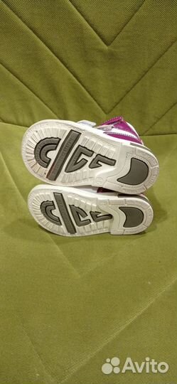 Сандалии для девочки