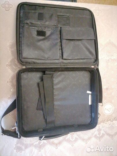 Сумки для ноутбука Continental