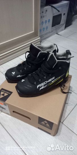 Лыжные ботинки