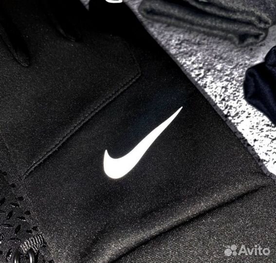 Перчатки Nike