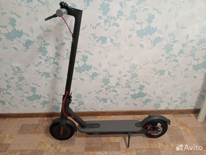 Электросамокат Xiaomi Mi electric scooter 1S