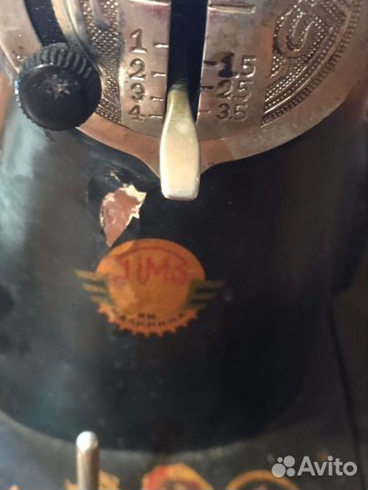 Швейная машина Подольск с тумбой