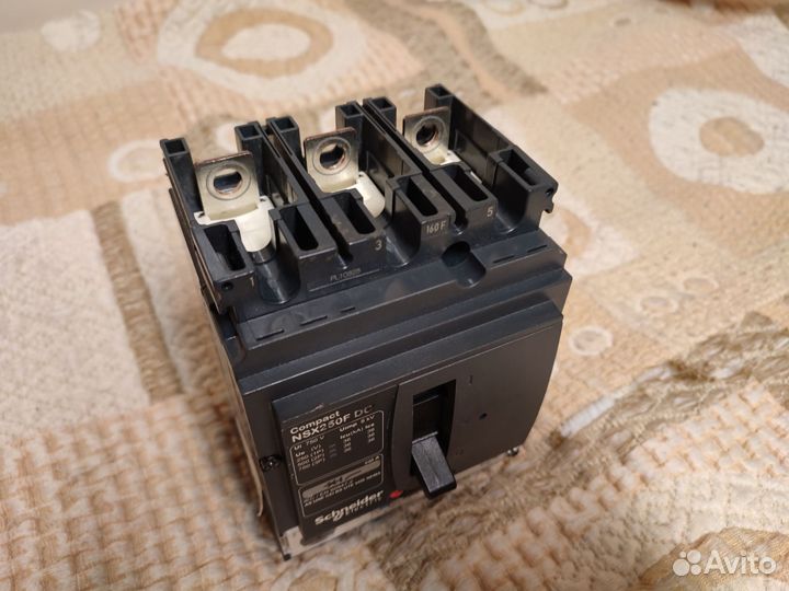 Schneider Electric ComPact NSX250F DC(LV431770)