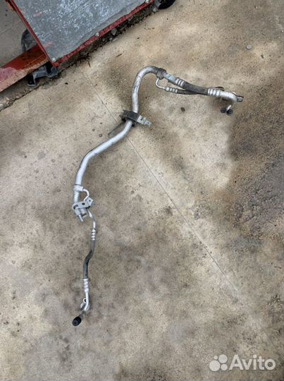 Трубка кондиционера Ford Focus 3 1.6 11-17 гв