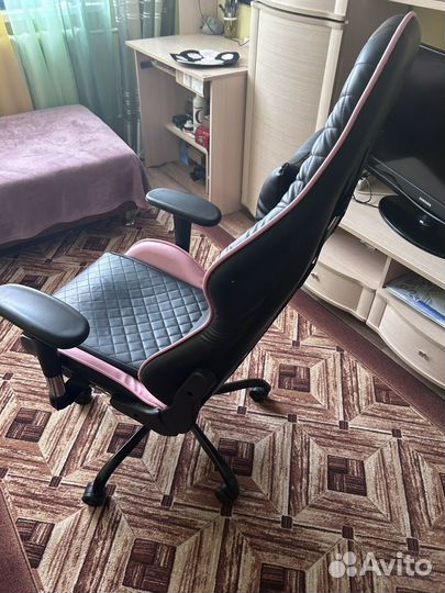 Компьютерное кресло