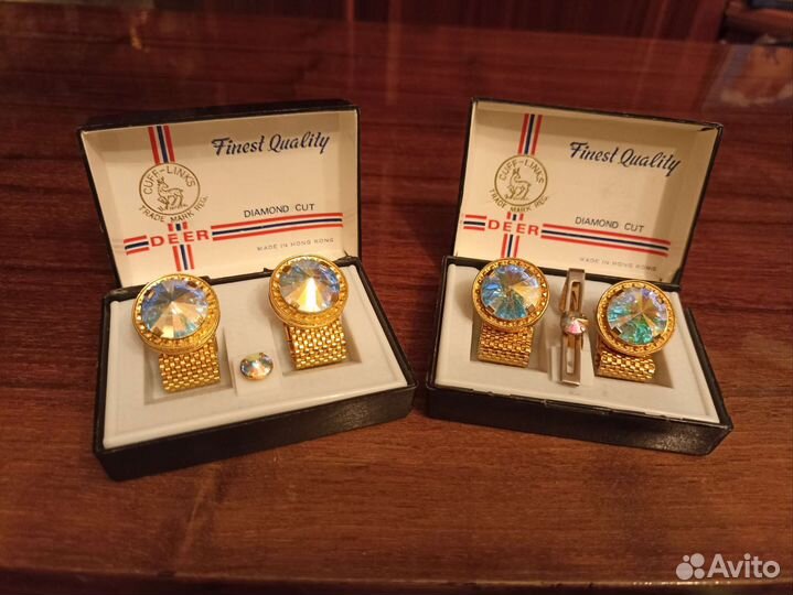 Комплект : запонки и зажим для галстука