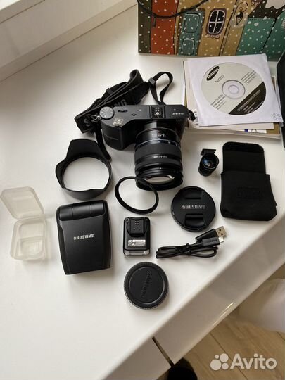 Фотоаппарат Samsung NX200