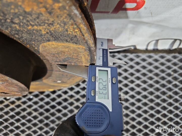 Диск тормозной передний Honda Accord CL7 K20A 2006