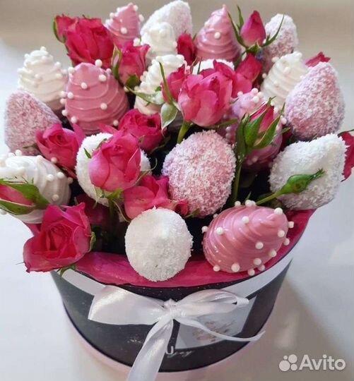 Клубника в шоколаде букеты