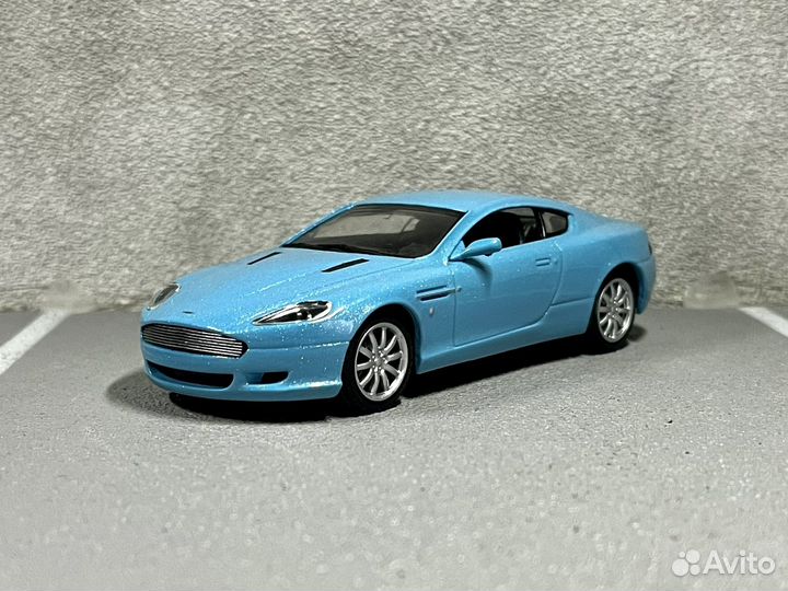 Коллекционная модель Aston Martin DB9 GT 1:43 DeA